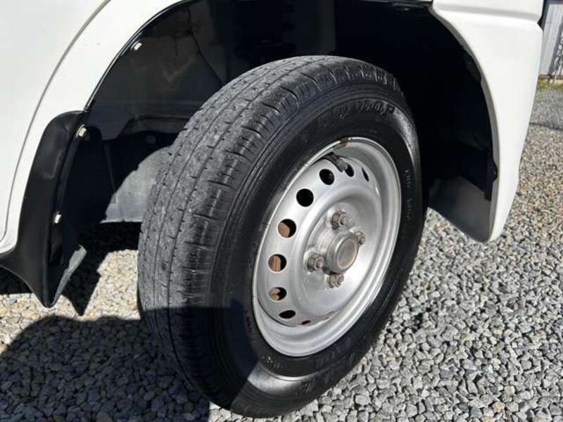 MINICAB TRUCK