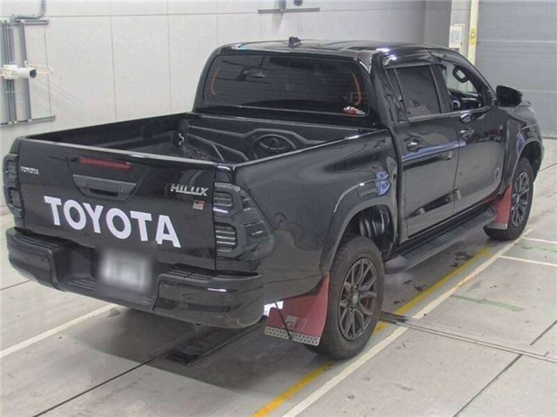 HILUX