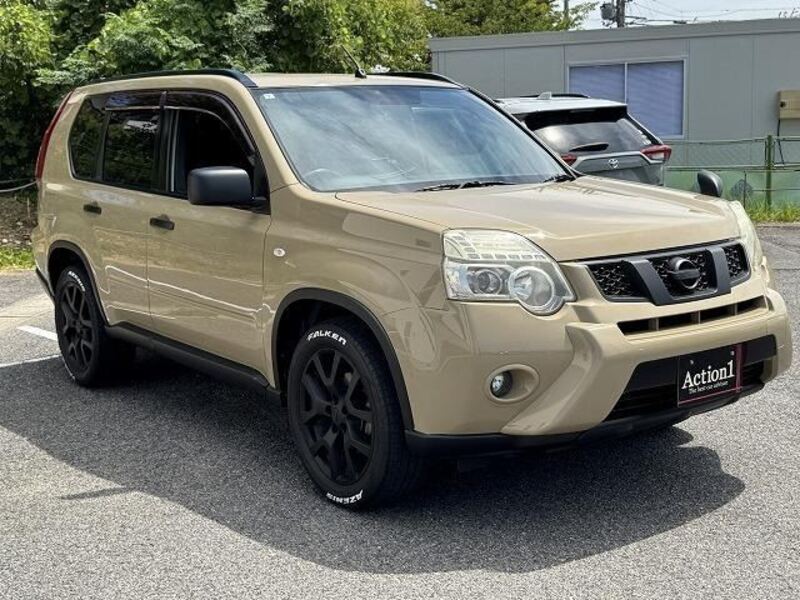 X-TRAIL