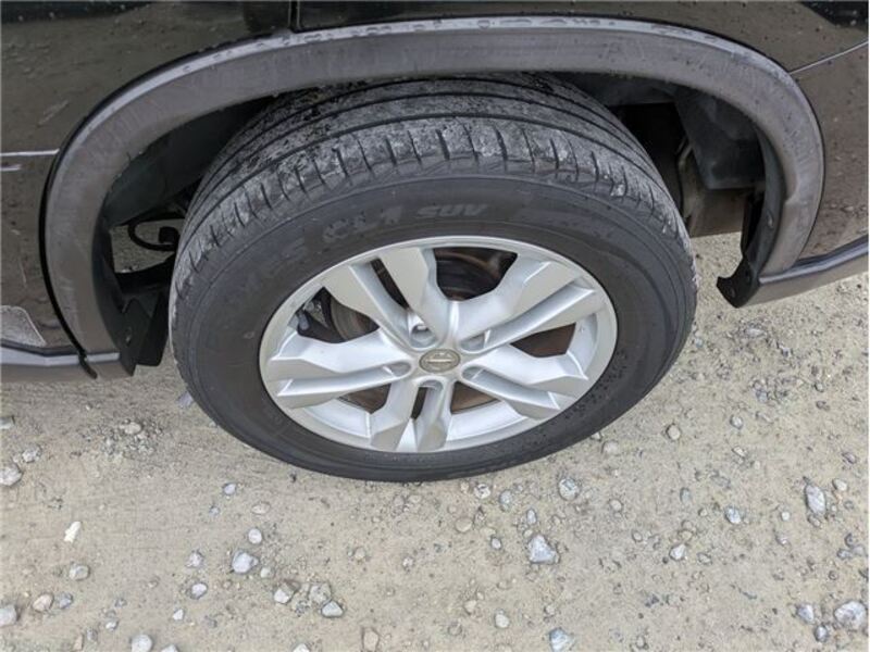 X-TRAIL