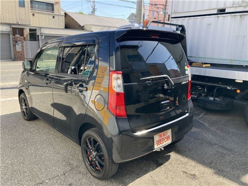 WAGON R