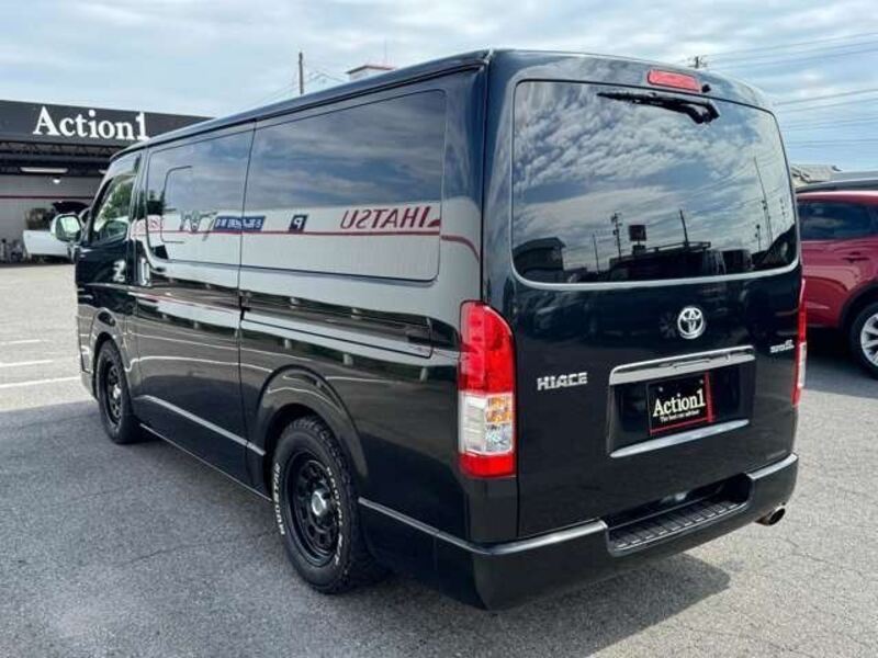HIACE VAN