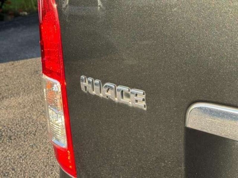 HIACE VAN