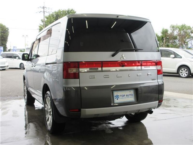 DELICA D5