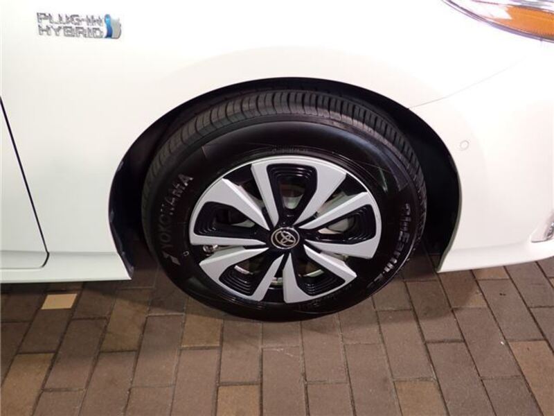 PRIUS PHV
