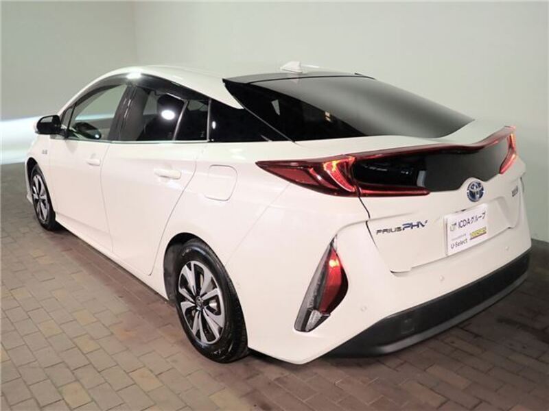 PRIUS PHV