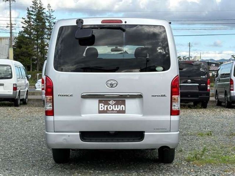 HIACE VAN