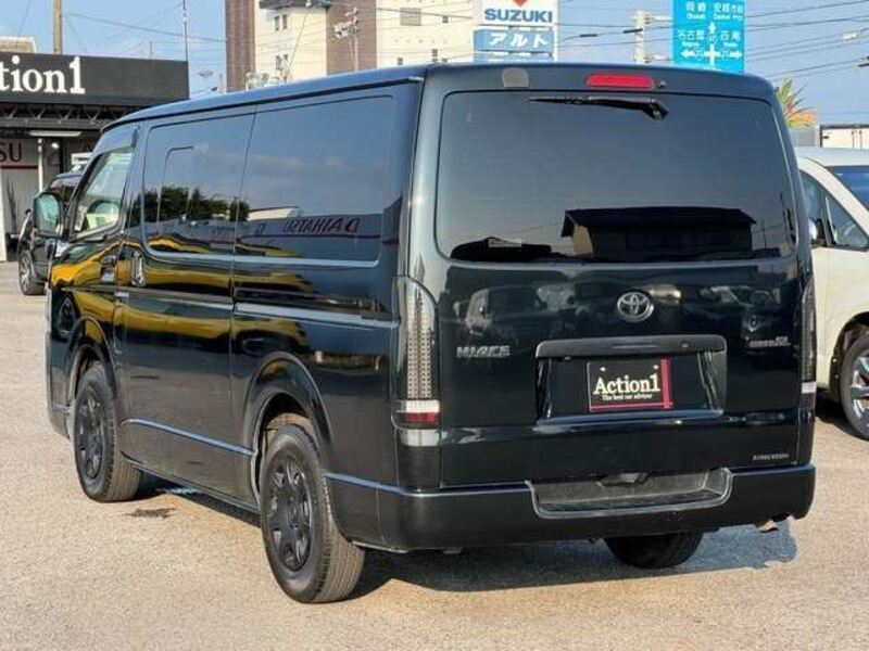 HIACE VAN