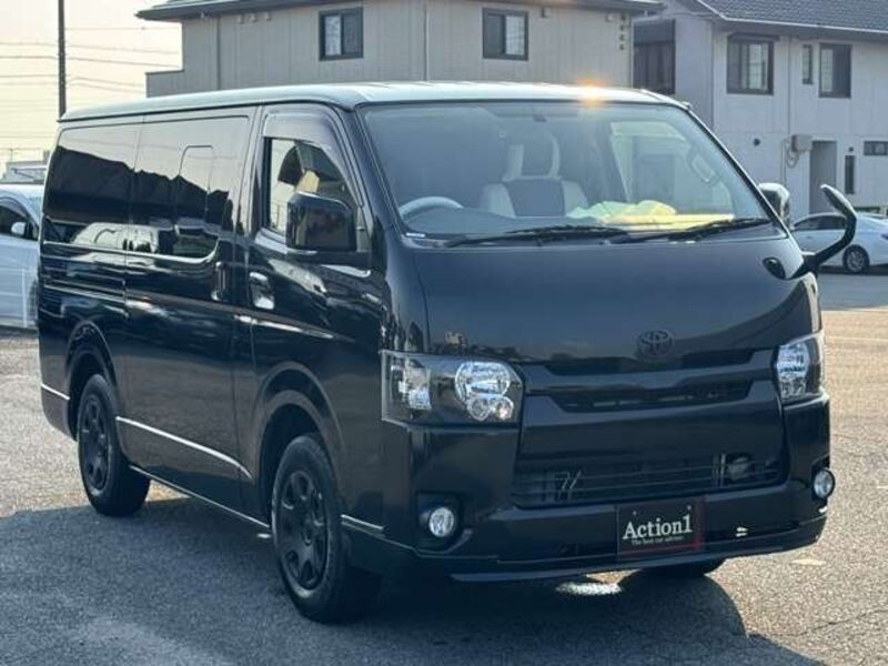 HIACE VAN