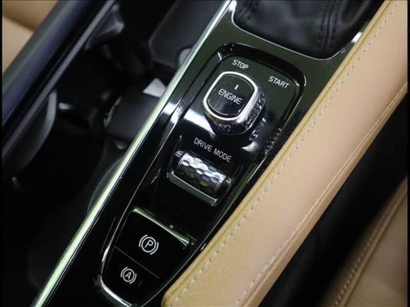 XC90
