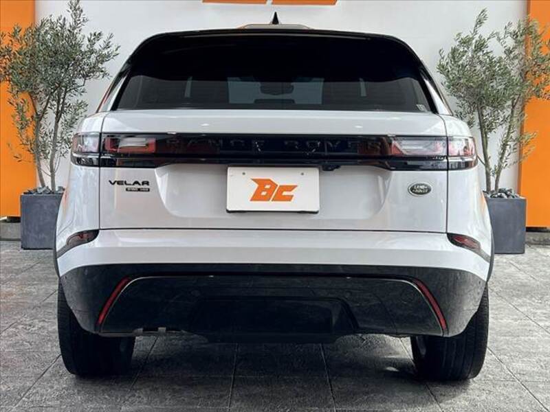 RANGE ROVER VELAR