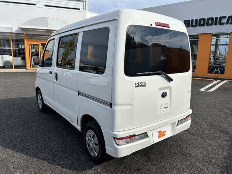 PIXIS VAN