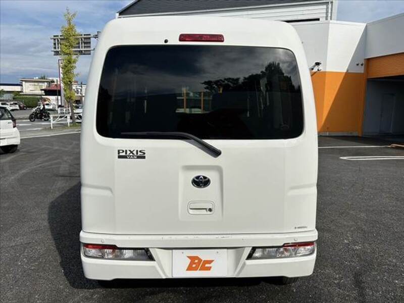 PIXIS VAN