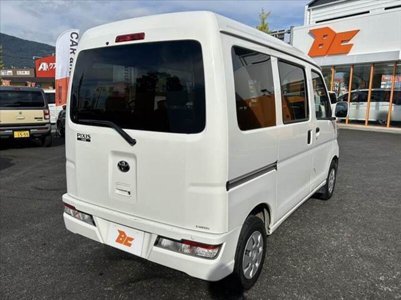 PIXIS VAN