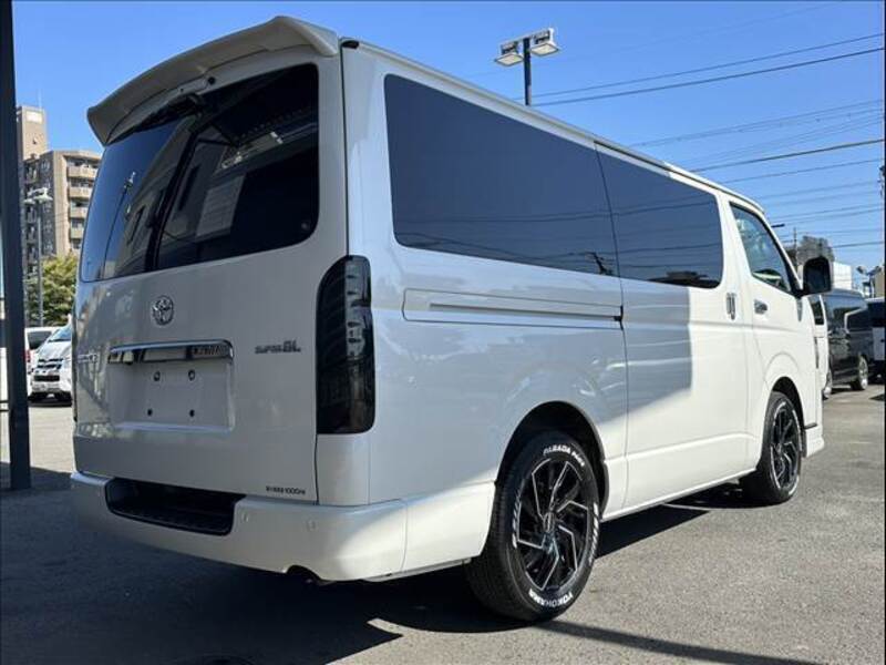HIACE VAN