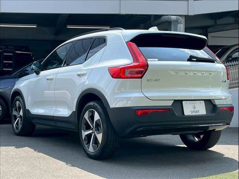 XC40