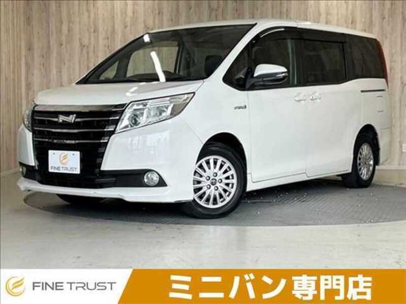 TOYOTA NOAH