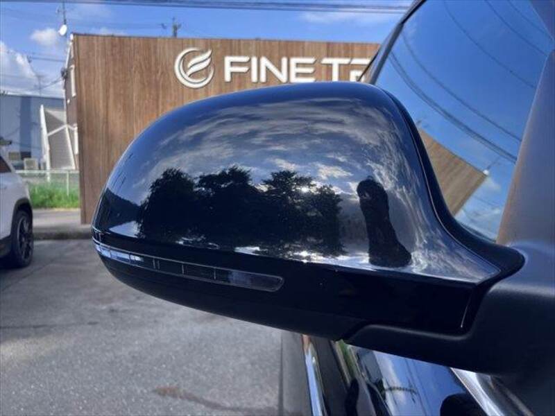 Q3