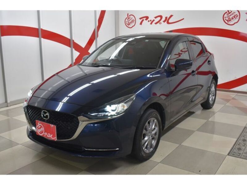 MAZDA2