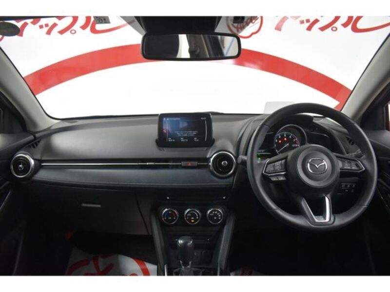 MAZDA2