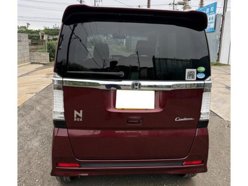 N BOX CUSTOM