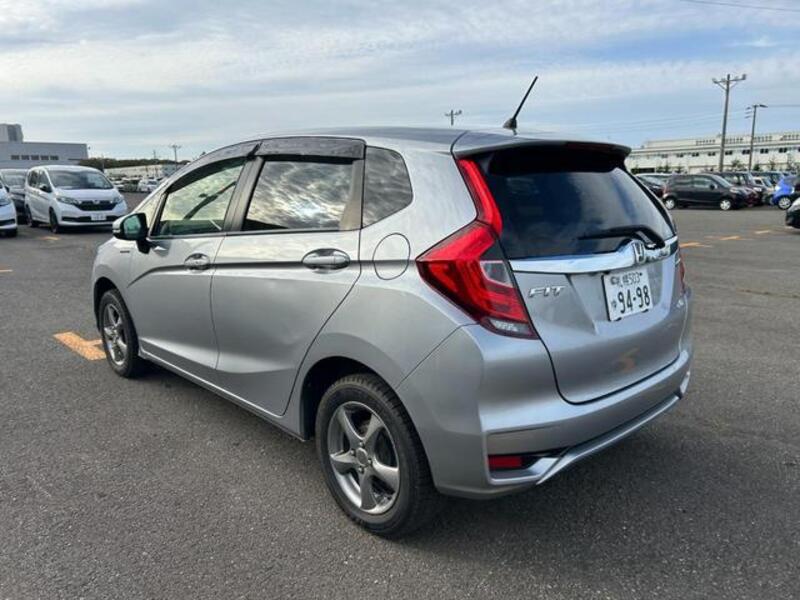 FIT HYBRID