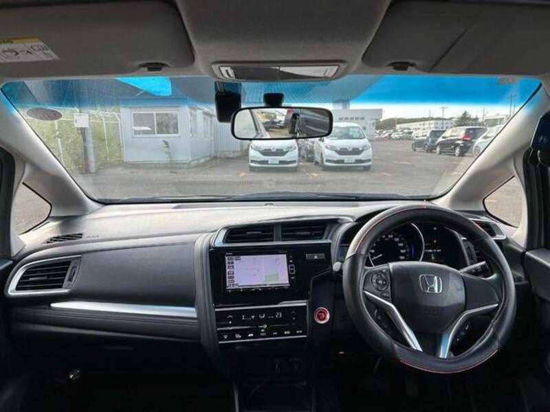 FIT HYBRID
