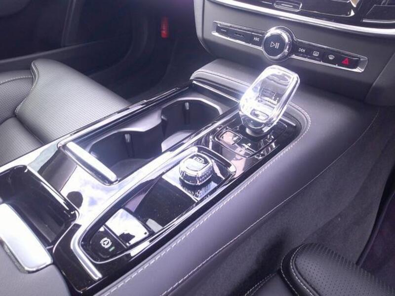 S90