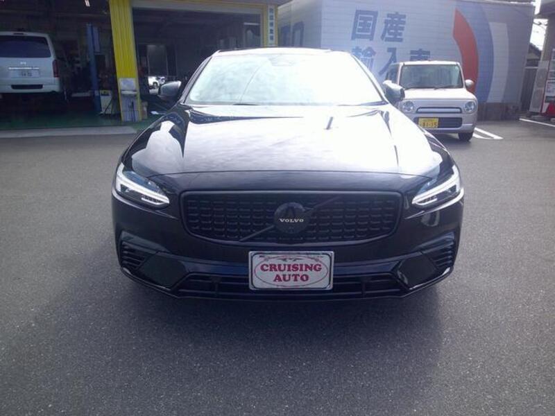 S90