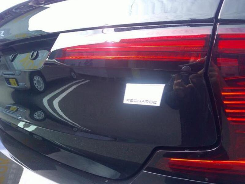 S90