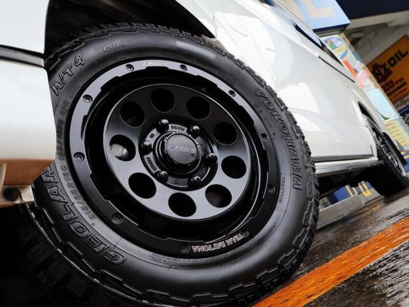 HIACE VAN
