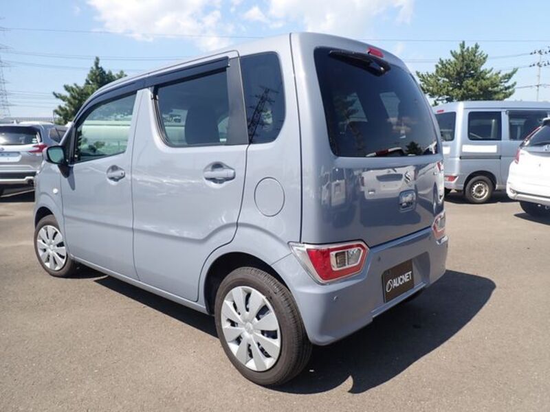 WAGON R