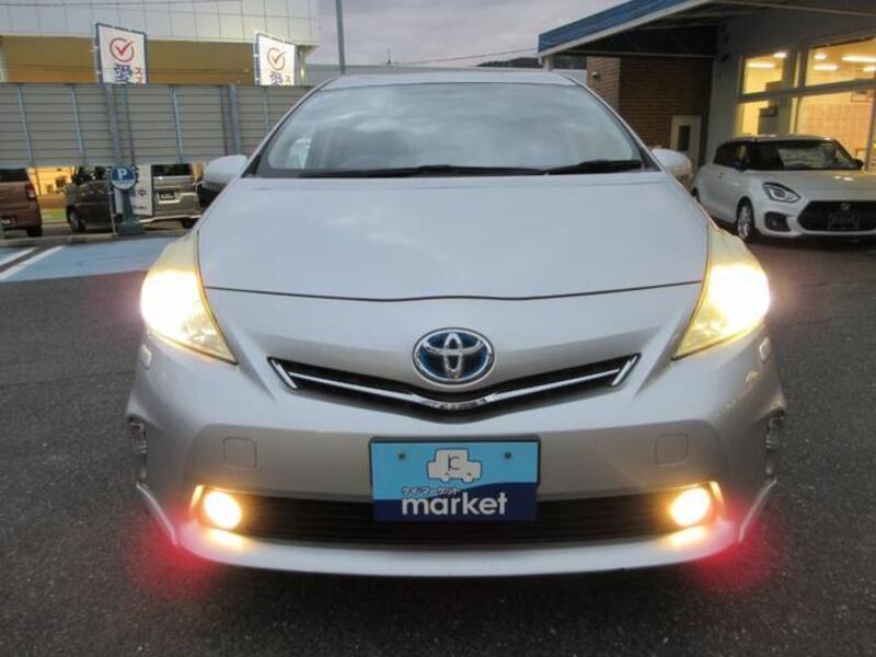 PRIUS ALPHA
