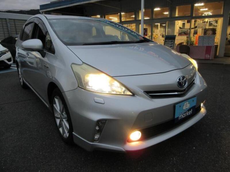 PRIUS ALPHA