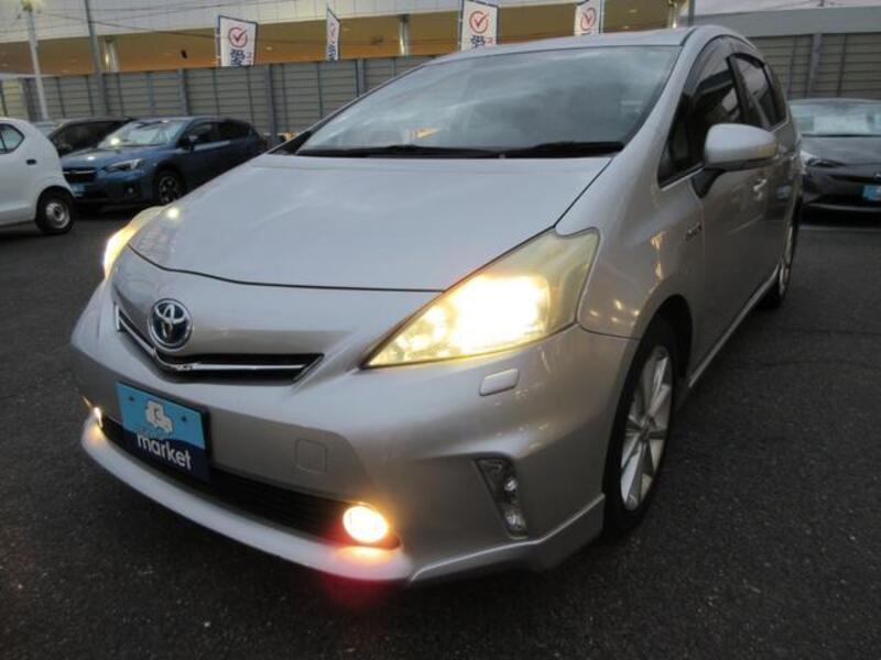 PRIUS ALPHA