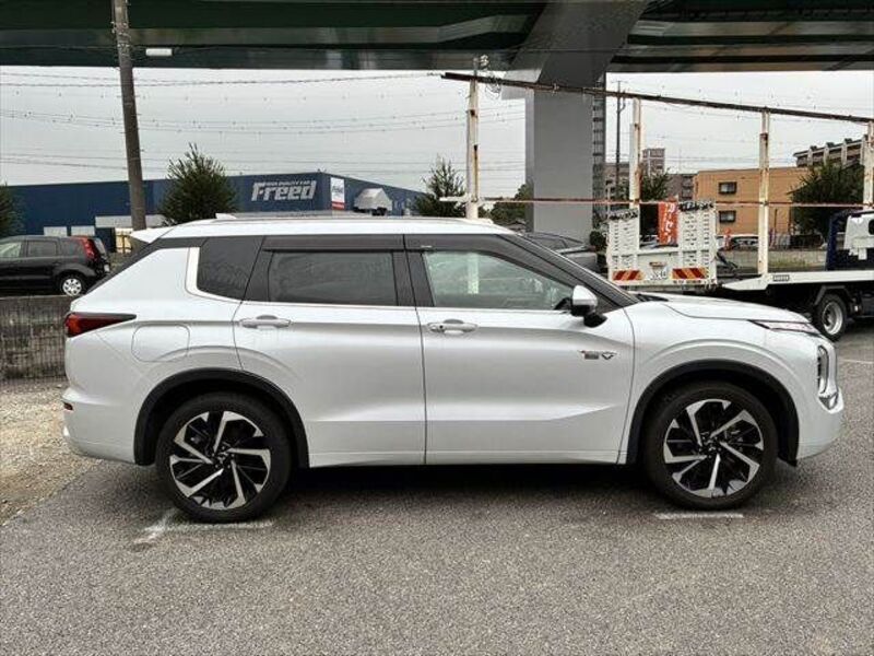 OUTLANDER PHEV