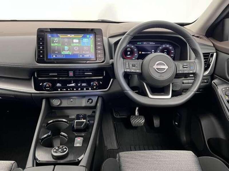 X-TRAIL