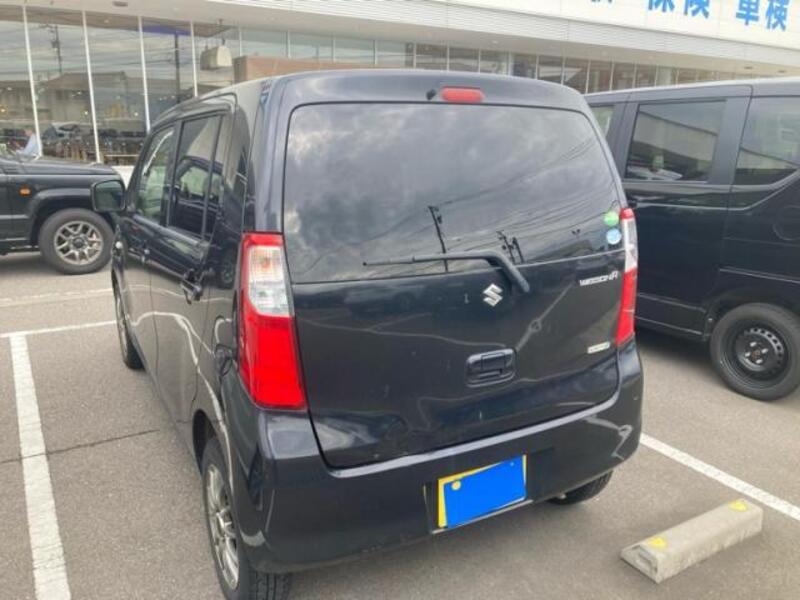 WAGON R