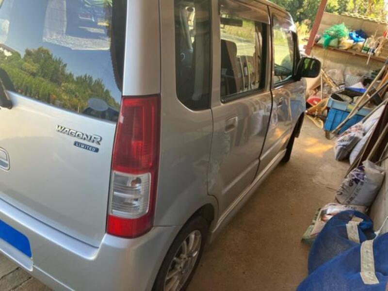 WAGON R