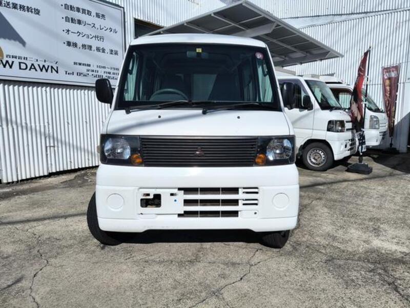 MINICAB VAN