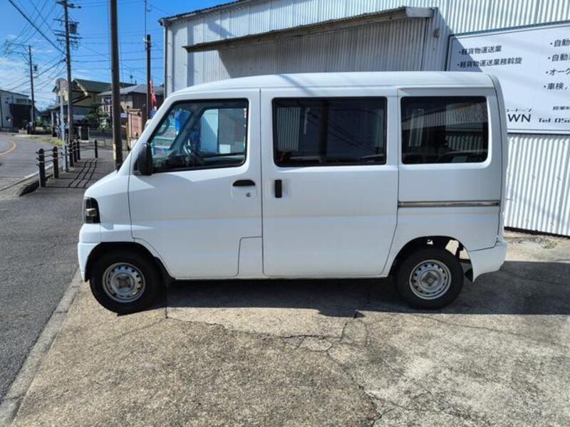 MINICAB VAN
