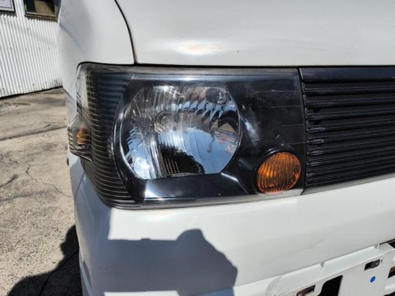 MINICAB VAN