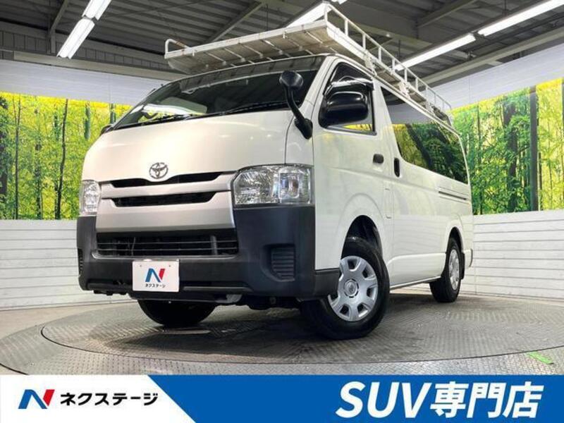 TOYOTA Regiusace Van