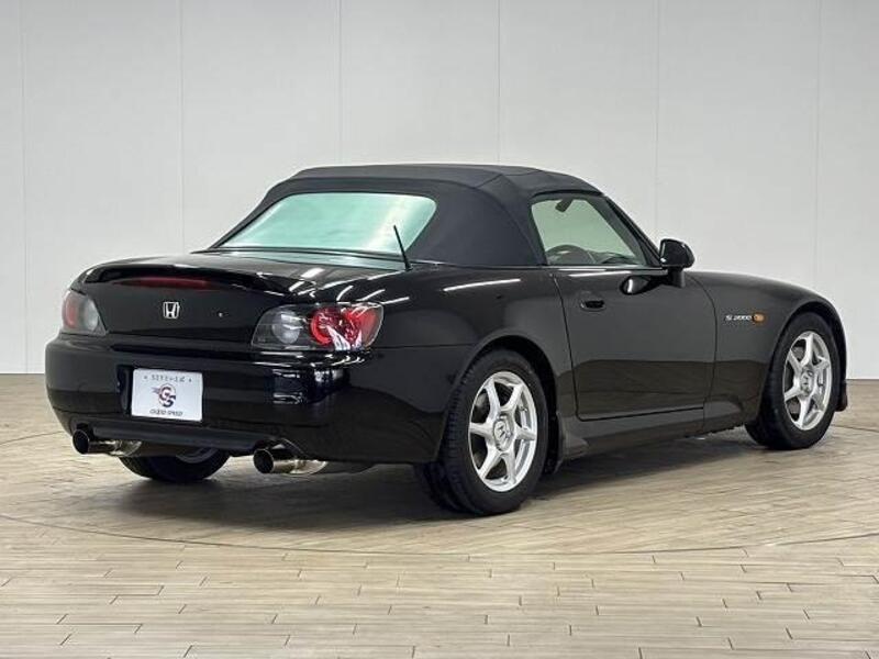 S2000