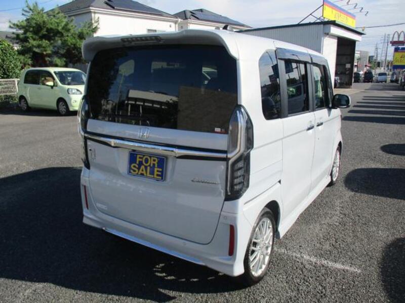 N BOX CUSTOM