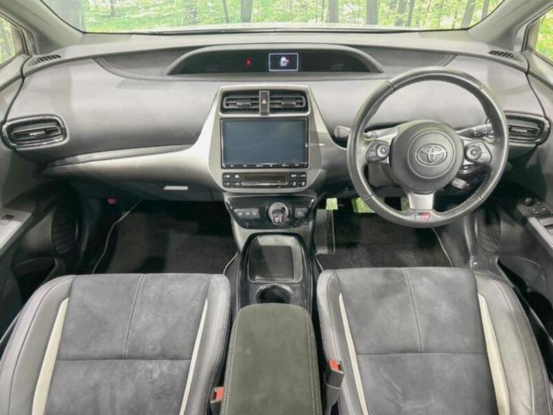 PRIUS PHV