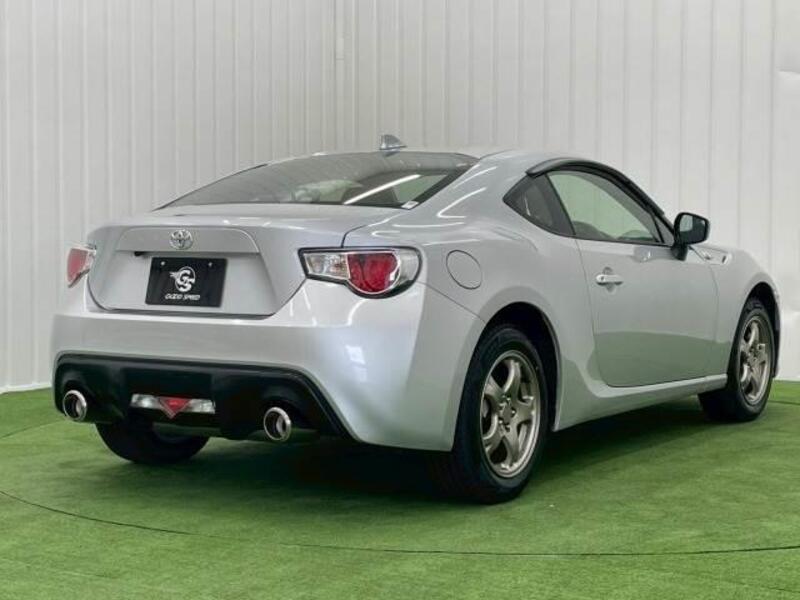 86