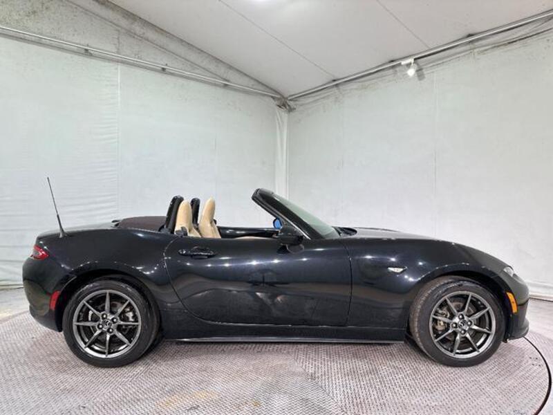 ROADSTER