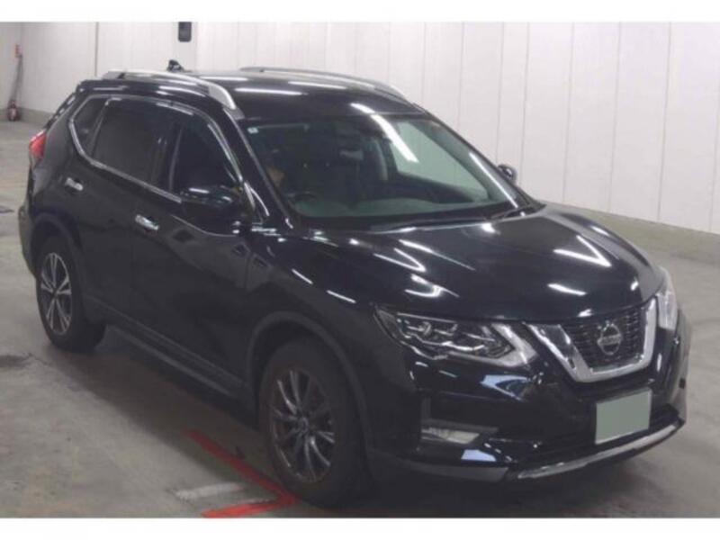X-TRAIL