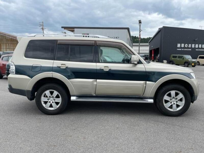 PAJERO